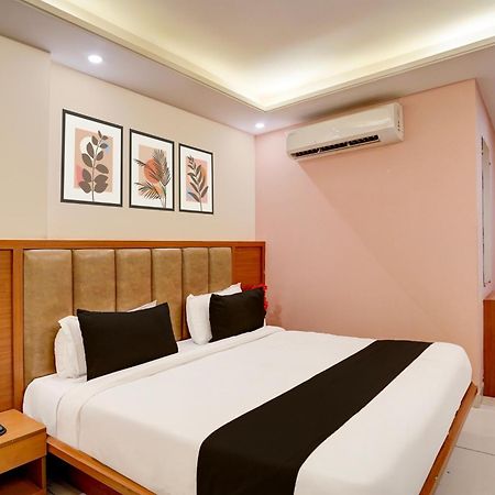 Super Townhouse Airport Road Delhi Hotel Ню Делхи Екстериор снимка