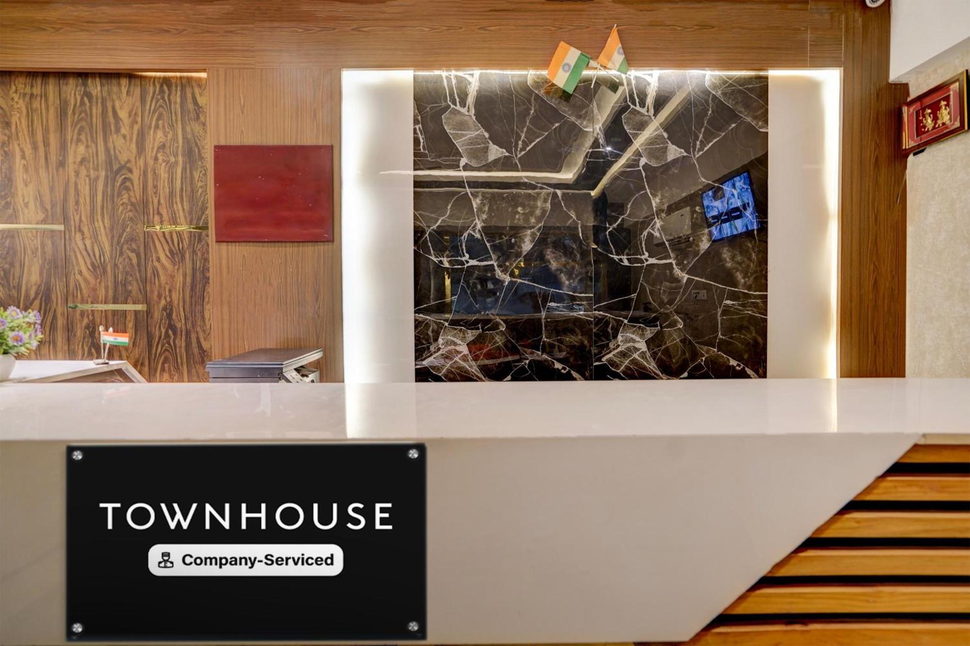 Super Townhouse Airport Road Delhi Hotel Ню Делхи Екстериор снимка