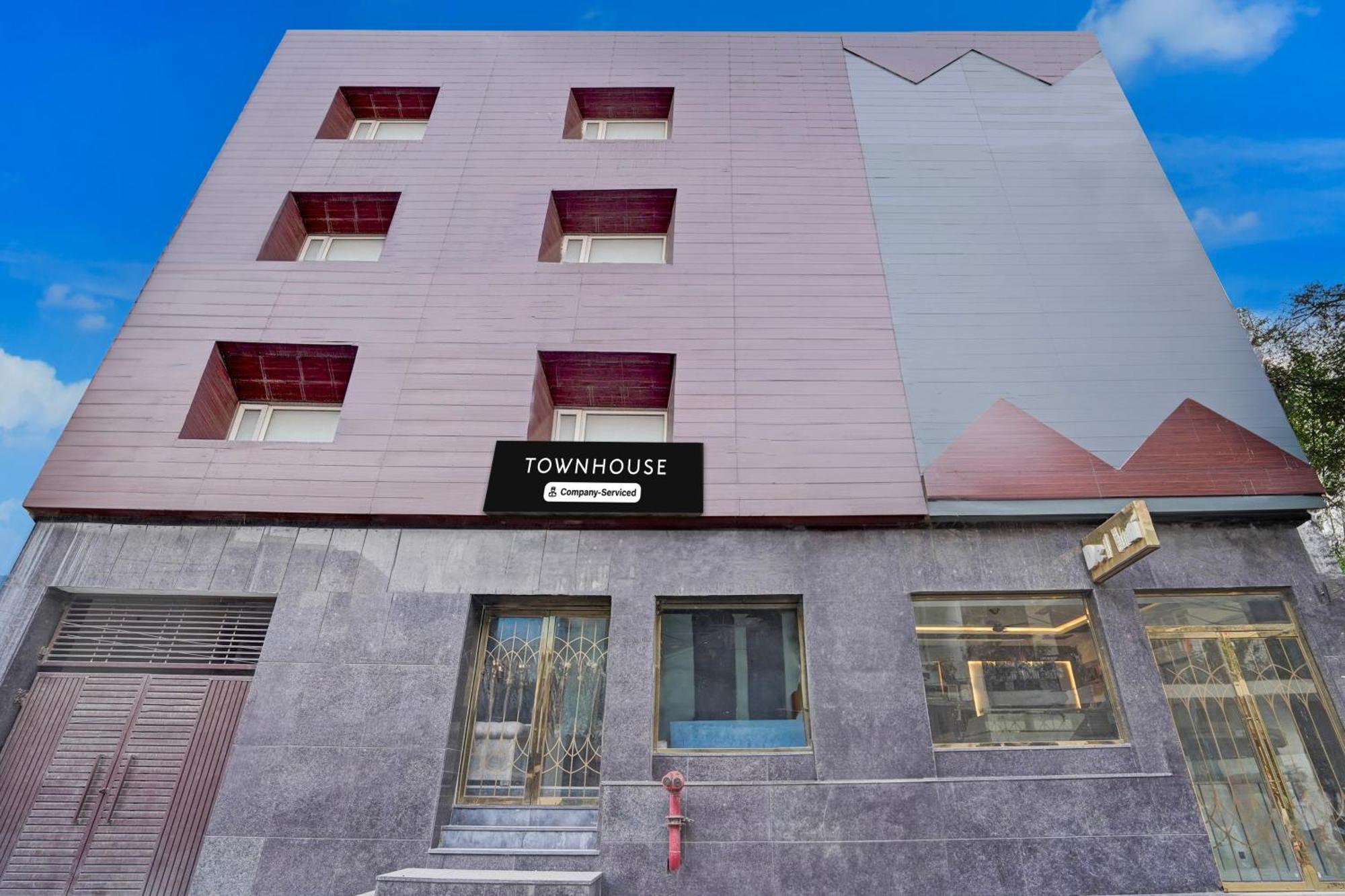 Super Townhouse Airport Road Delhi Hotel Ню Делхи Екстериор снимка